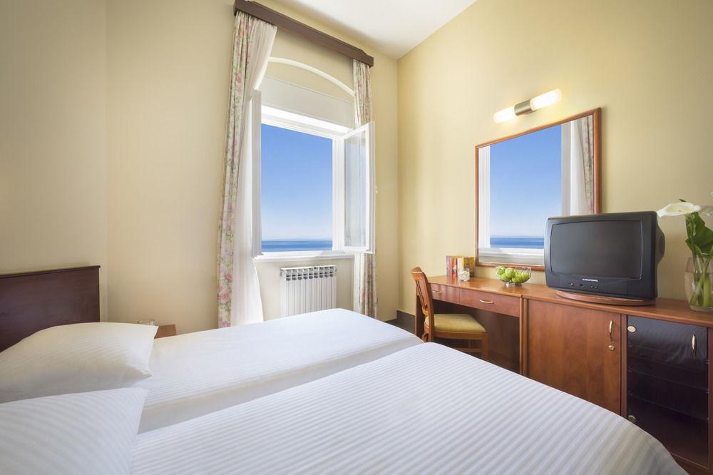 Hotel Istra - Liburnia Abbazia Esterno foto